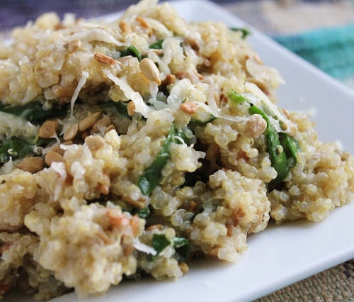 quinoa-met-spinazie-en-noten-0.jpg